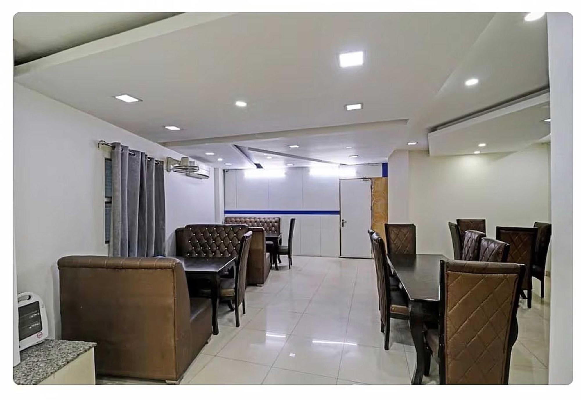 Super Hotel O Mahal New Delhi Exterior photo